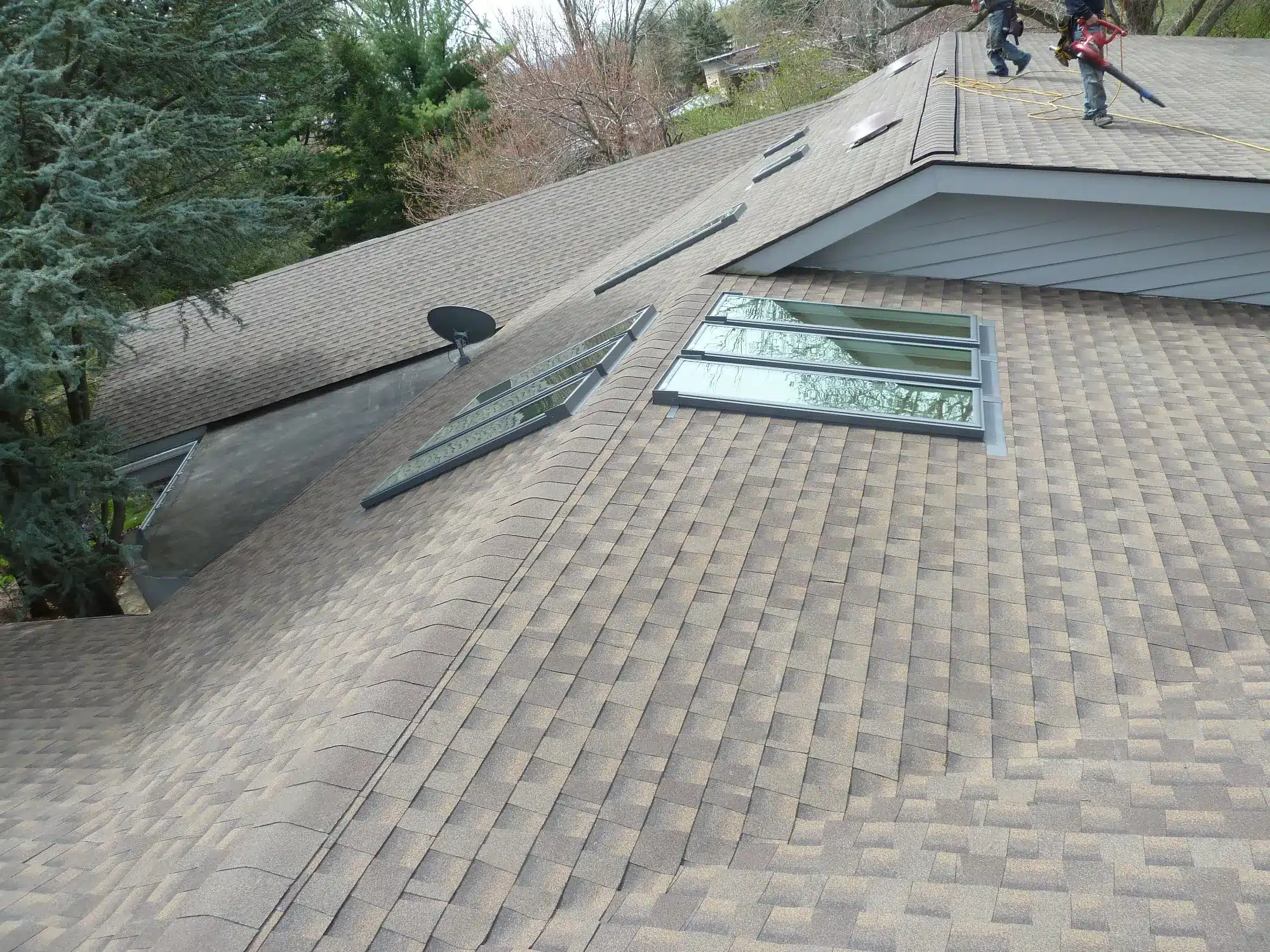clean-skylights-and-roof