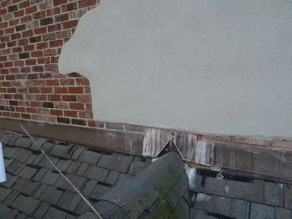 damaged-roof-siding